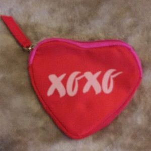 Avon Heart Shaped Change Pouch